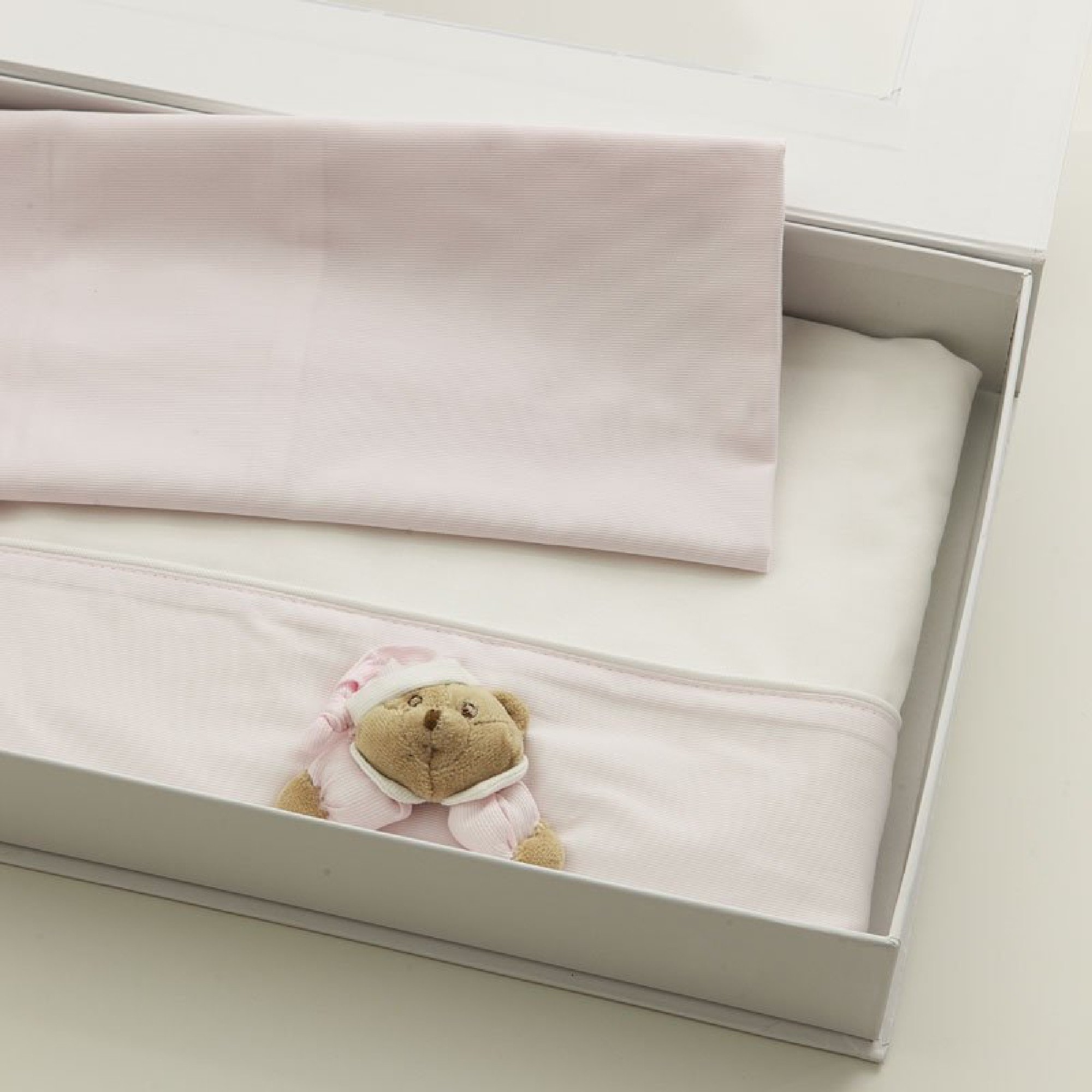Puccio Star Pink Bed Sheet 3 Piece Set