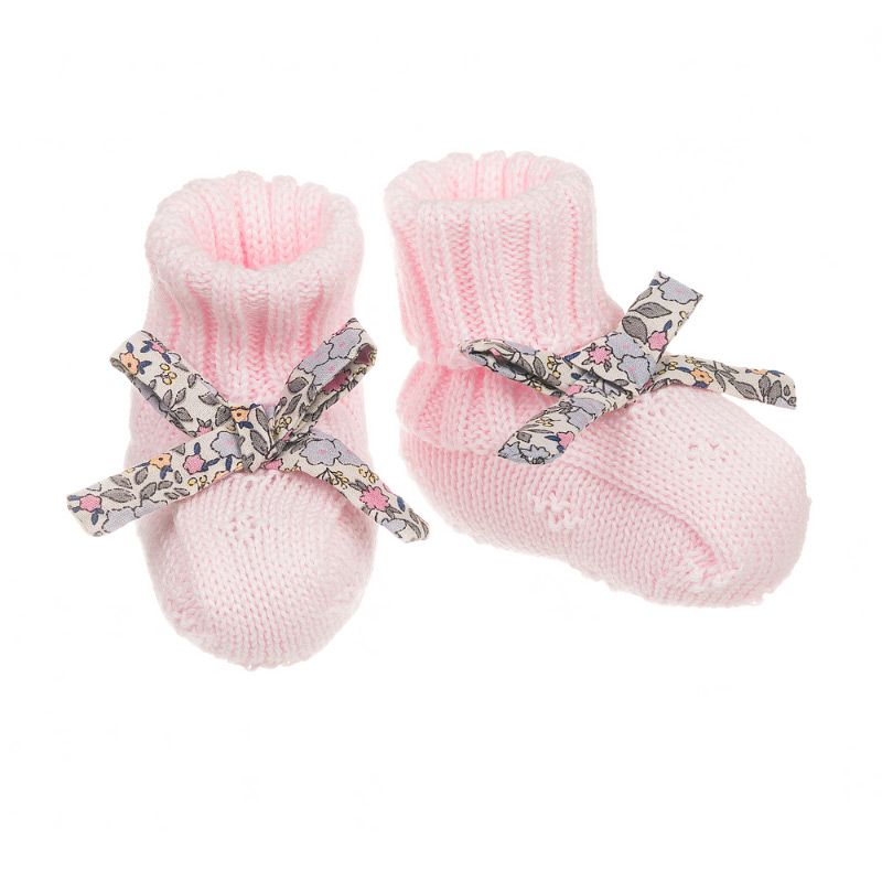 Pink thread shoes