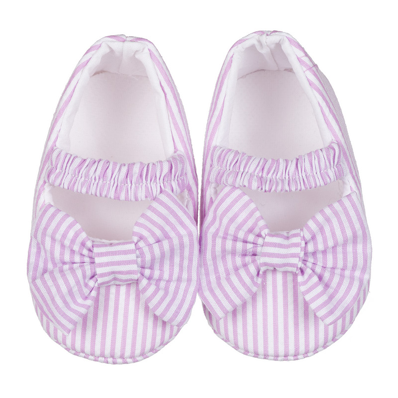 Shoes with lilac bow